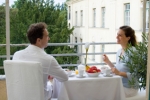 2 Frühstücken am Balkon